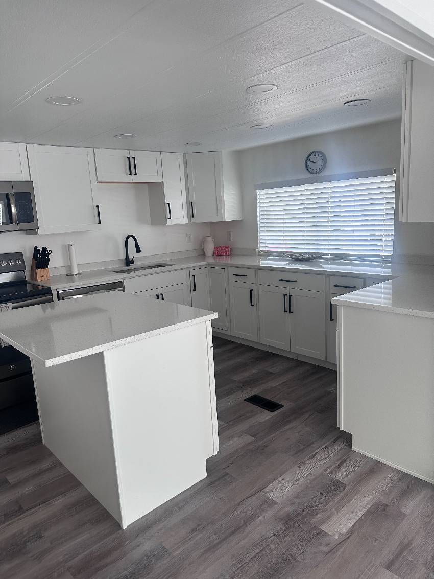5200 28th St N, St Petersburg, Fl 33714 a St Petersburg, FL Mobile or Manufactured Home for Sale